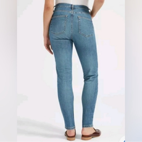 Everlane Women's Skinny Jeans in Blue - Picture 4 of 6